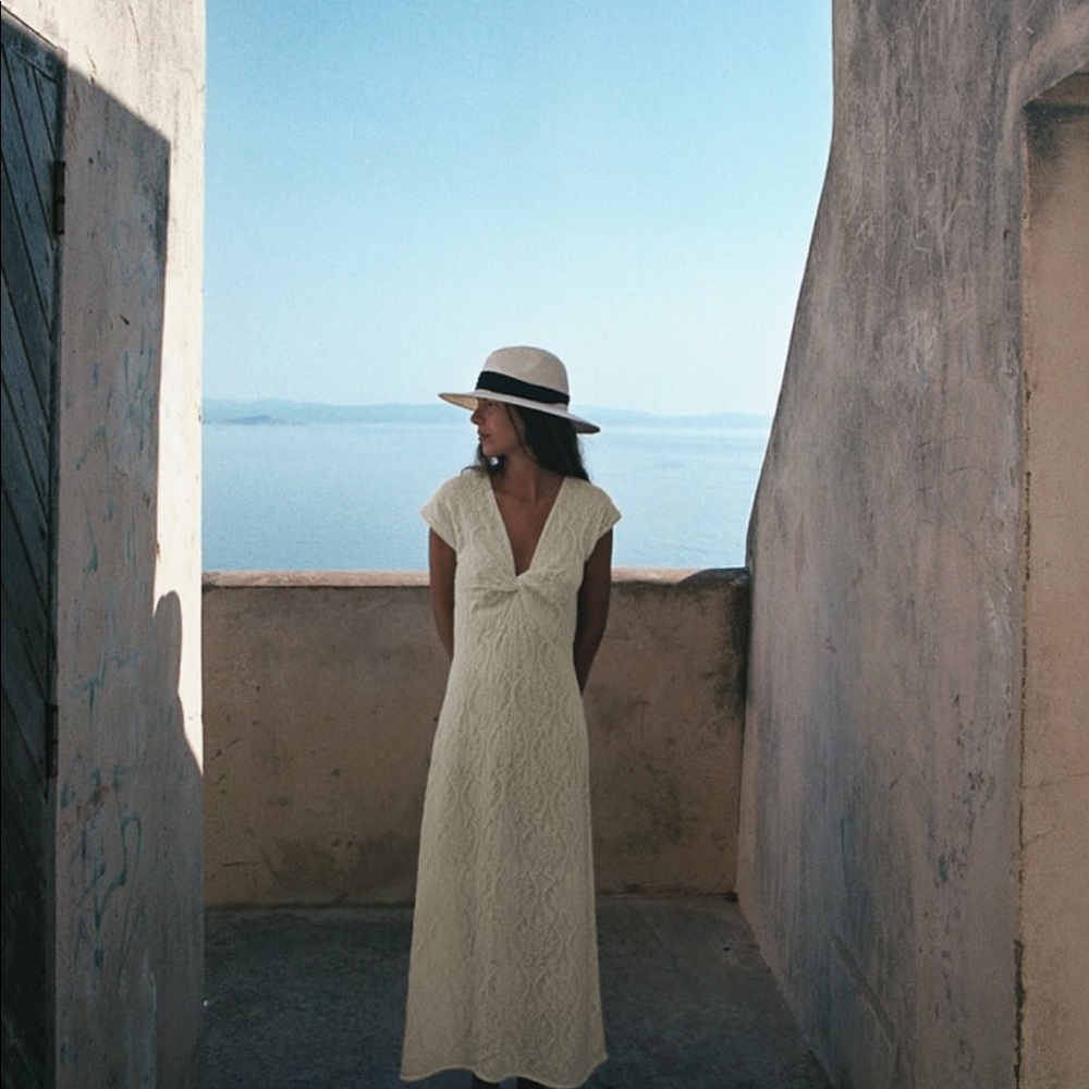 ZARA hat with contrasting band
